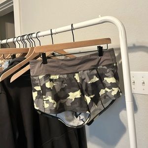 Size 8 Lululemon speed up shorts